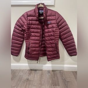 Patagonia Women’s Down Sweater Dark Purple Size Small